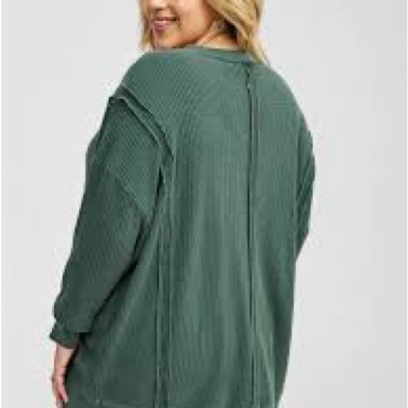Torrid Oversized Waffle Knit NWT Size 3 - Picture 3 of 4